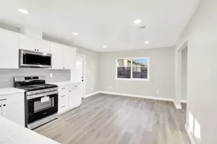 1900 Ellison Dr, Modesto, CA 95355 - Photo 9