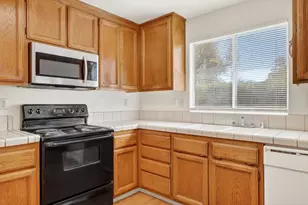 3820 Rollins Way, Antelope, CA 95843 - Photo 11