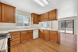 3820 Rollins Way, Antelope, CA 95843 - Photo 9