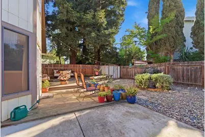 6 Eduardo Court, Sacramento, CA 95831 - Photo 33