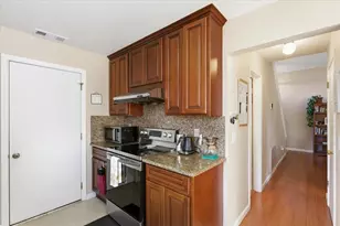 6 Eduardo Ct, Sacramento, CA 95831 - Photo 15