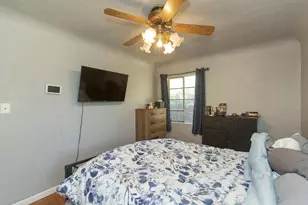 2074 W Monterey Ave, Stockton, CA 95204 - Photo 17