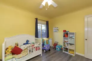 2074 W Monterey Ave, Stockton, CA 95204 - Photo 15