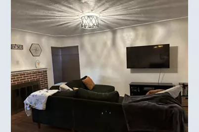 2074 W Monterey Avenue, Stockton, CA 95204 - Photo 9