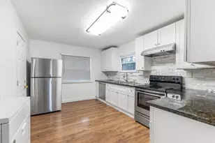 3260 V St, Sacramento, CA 95817 - Photo 5