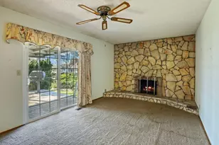 811 E C St, Oakdale, CA 95361 - Photo 17