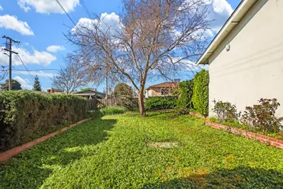 811 E C Street, Oakdale, CA 95361 - Photo 33