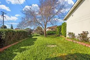 811 E C St, Oakdale, CA 95361 - Photo 33