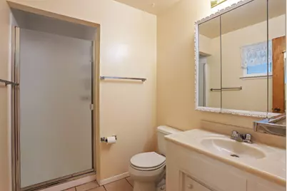 811 E C Street, Oakdale, CA 95361 - Photo 27