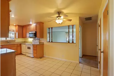811 E C Street, Oakdale, CA 95361 - Photo 9