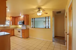 811 E C St, Oakdale, CA 95361 - Photo 9