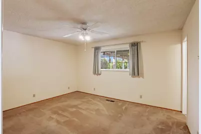 811 E C Street, Oakdale, CA 95361 - Photo 25