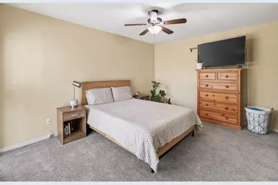 552 W 4th Street, Tracy, CA 95376 - Photo 21