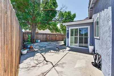 552 W 4th Street, Tracy, CA 95376 - Photo 35