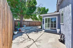 552 W 4th St, Tracy, CA 95376 - Photo 35