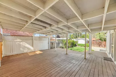 512 Encinal Avenue, Roseville, CA 95678 - Photo 37