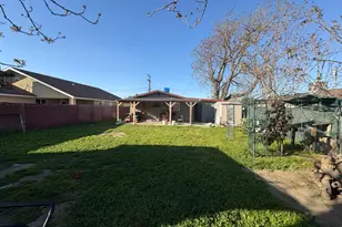 271 W Almy Ave, Fresno, CA 93706 - Photo 13