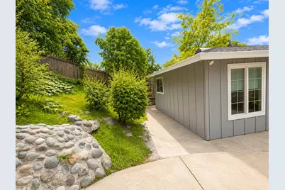 1318 Susan Circle, Roseville, CA 95661 - Photo 19