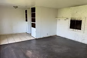 4613 B Pkwy, Sacramento, CA 95823 - Photo 15