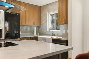 8536 Loch Levon Ave, Kings Beach, CA 96143 - Photo 11