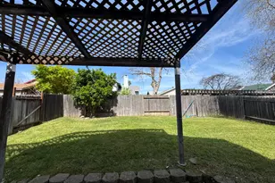 8420 Sunblaze Way, Sacramento, CA 95823 - Photo 3