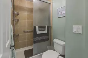 1201 W Donna Dr, Merced, CA 95348 - Photo 25