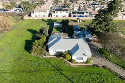 2350 Jackson Avenue, Escalon, CA 95320 - Photo 9