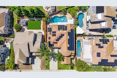 6829 Salvaterra Circle, Elk Grove, CA 95757 - Photo 51