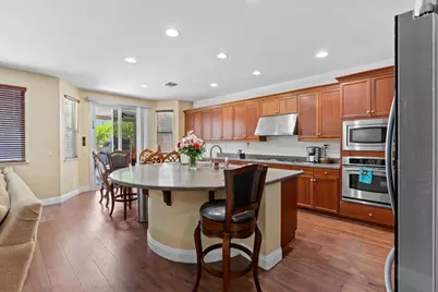 6829 Salvaterra Circle, Elk Grove, CA 95757 - Photo 17