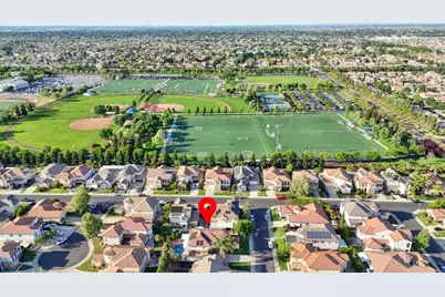 6829 Salvaterra Circle, Elk Grove, CA 95757 - Photo 61