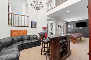 6829 Salvaterra Cir, Elk Grove, CA 95757 - Photo 11