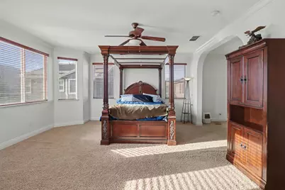 6829 Salvaterra Circle, Elk Grove, CA 95757 - Photo 31