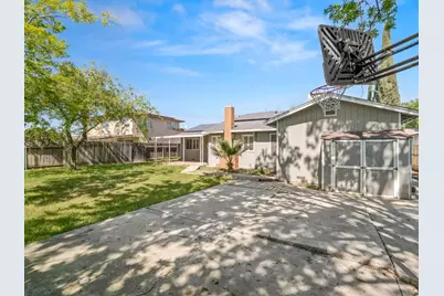 873 Cedar Lane, Lemoore, CA 93245 - Photo 5