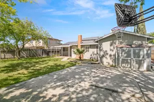 873 Cedar Ln, Lemoore, CA 93245 - Photo 5