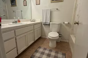 558 Cedarwood Ct, Los Banos, CA 93635 - Photo 11