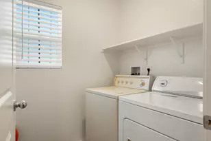 7664 Walpole Wy, Elk Grove, CA 95758 - Photo 15