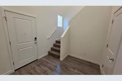 7664 Walpole Way, Elk Grove, CA 95758 - Photo 37