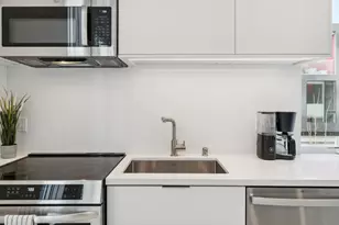 2423 Binnen Ln, Sacramento, CA 95818 - Photo 9