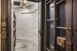 2730 Dwight Way, Stockton, CA 95204 - Photo 37