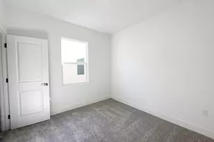 94 W San Diego Dr, Tracy, CA 95391 - Photo 13