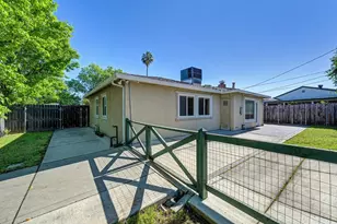 1513 Greenhills Rd, Sacramento, CA 95864 - Photo 27