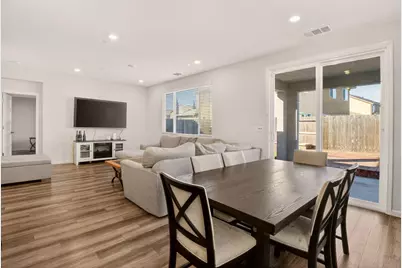 1681 Oleander Avenue, Manteca, CA 95337 - Photo 17