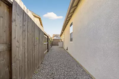 1681 Oleander Avenue, Manteca, CA 95337 - Photo 27