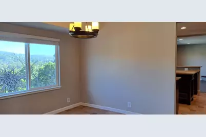 8019 Sterling Drive, Oakland, CA 94605 - Photo 19