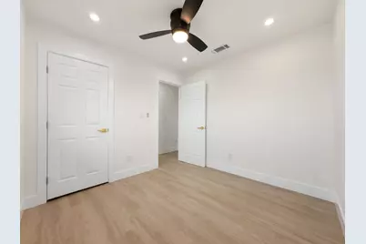 2343 S Sacramento Street, Stockton, CA 95206 - Photo 29