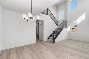 2041 Zane Way, Turlock, CA 95382 - Photo 9