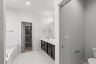 2041 Zane Way, Turlock, CA 95382 - Photo 71