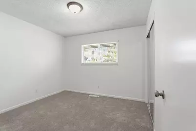 209 Tokay Avenue, Modesto, CA 95350 - Photo 13