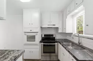 209 Tokay Ave, Modesto, CA 95350 - Photo 9