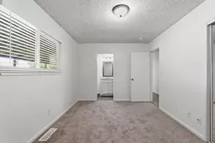 209 Tokay Ave, Modesto, CA 95350 - Photo 15